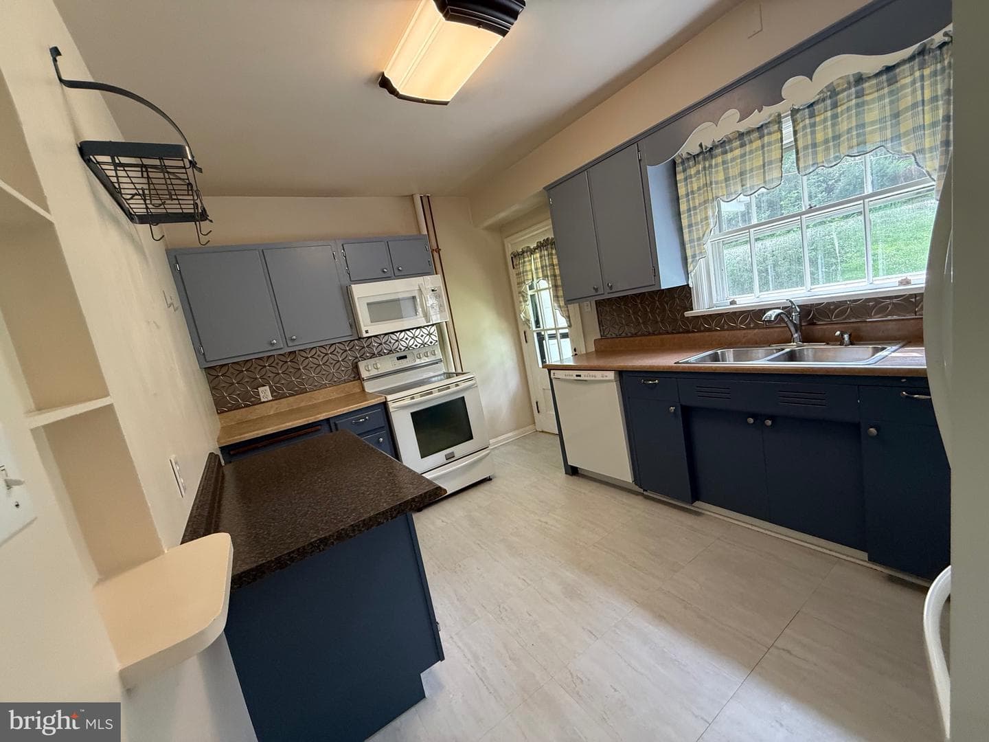500 Ruskin Drive photo 12