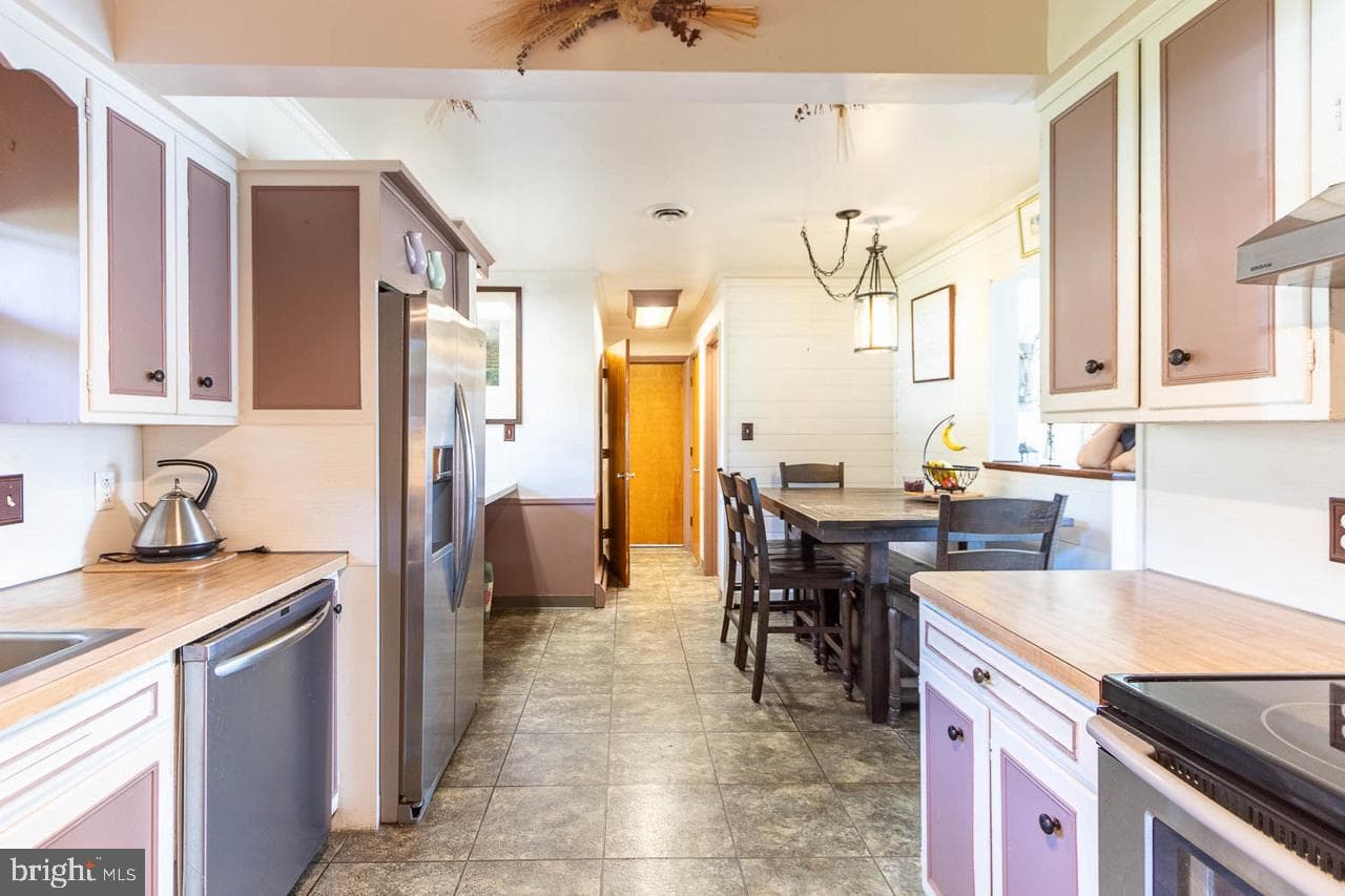 204 Oakdale Road photo 10
