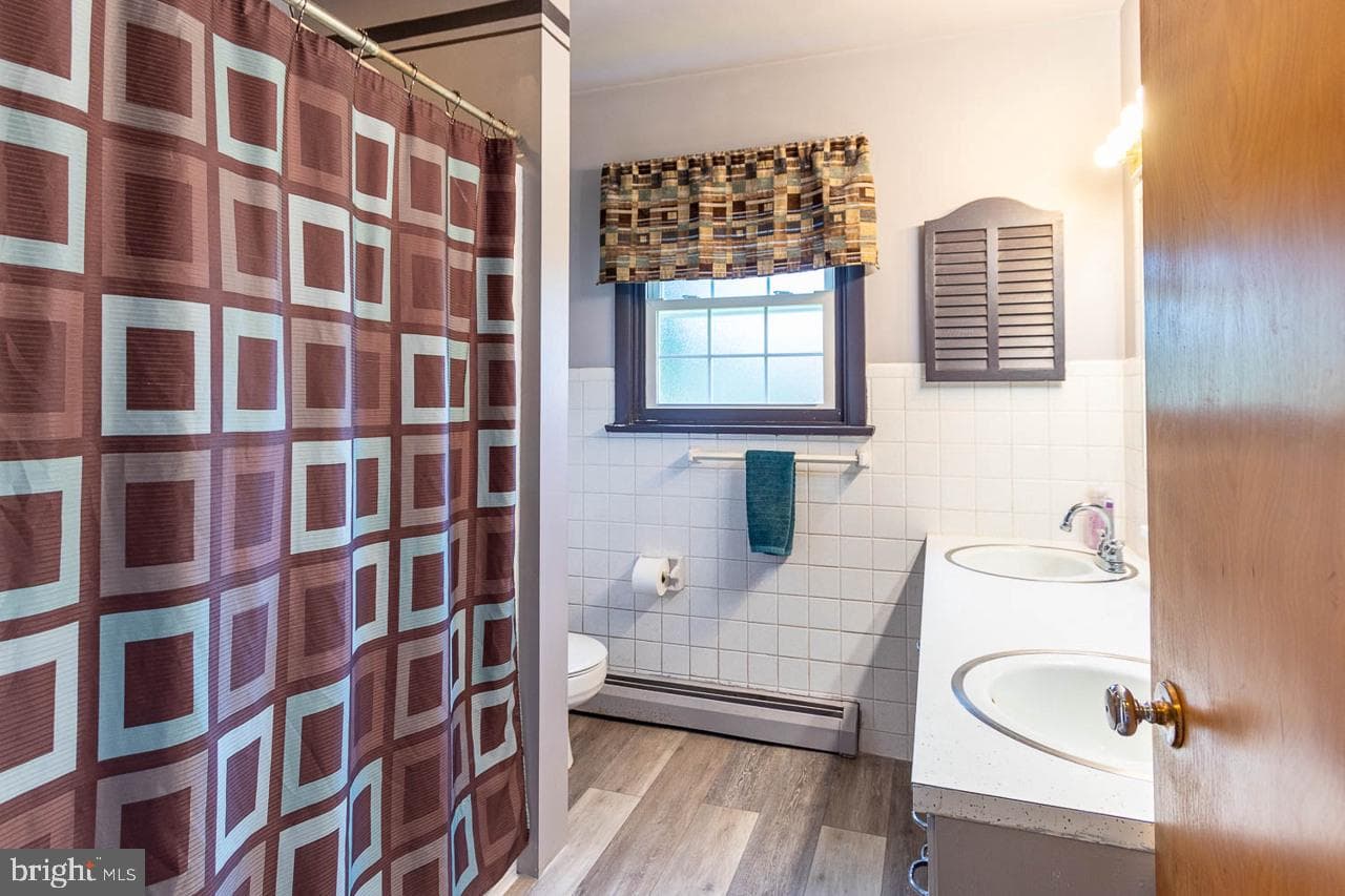 204 Oakdale Road photo 14