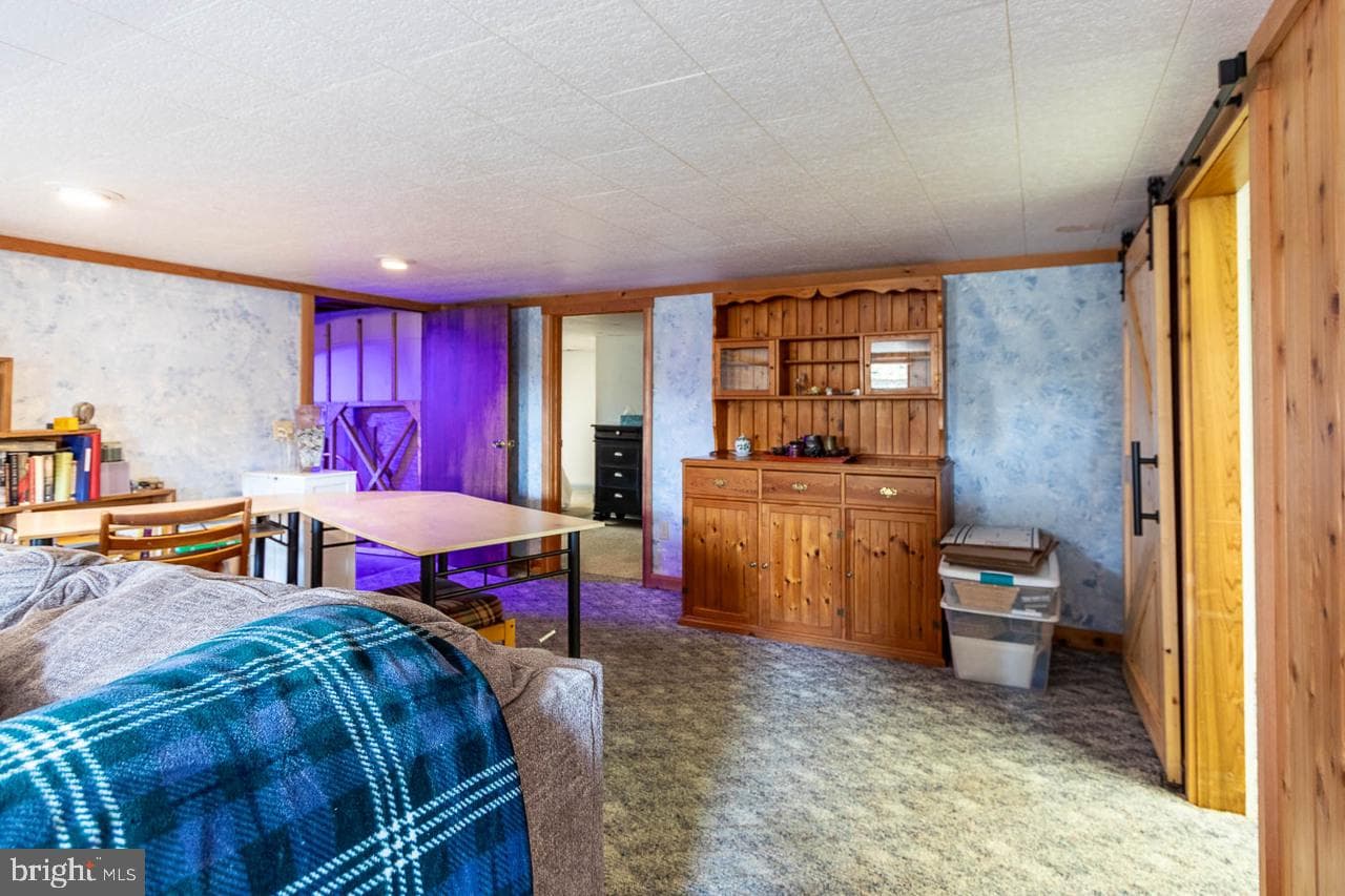 204 Oakdale Road photo 25