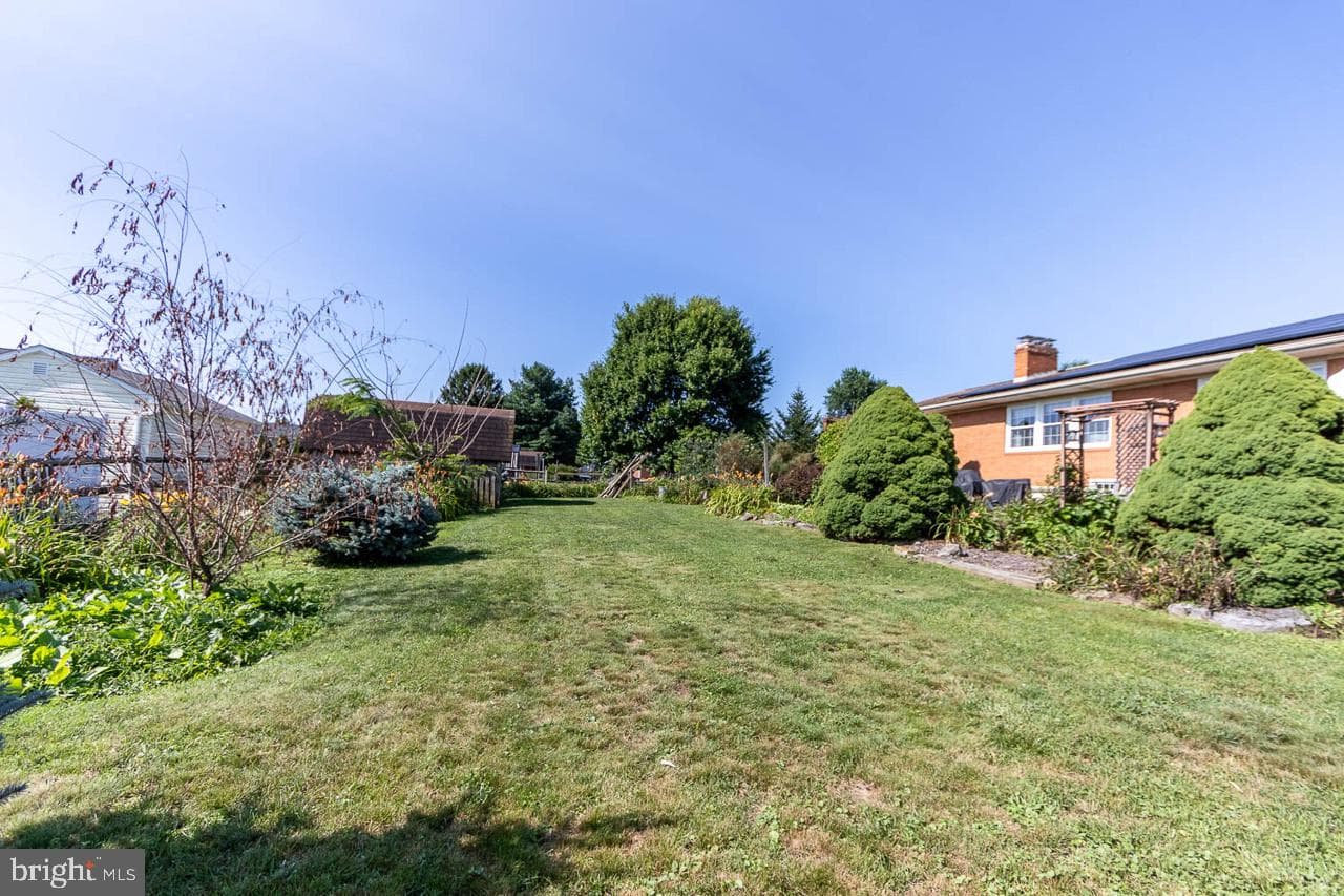 204 Oakdale Road photo 42