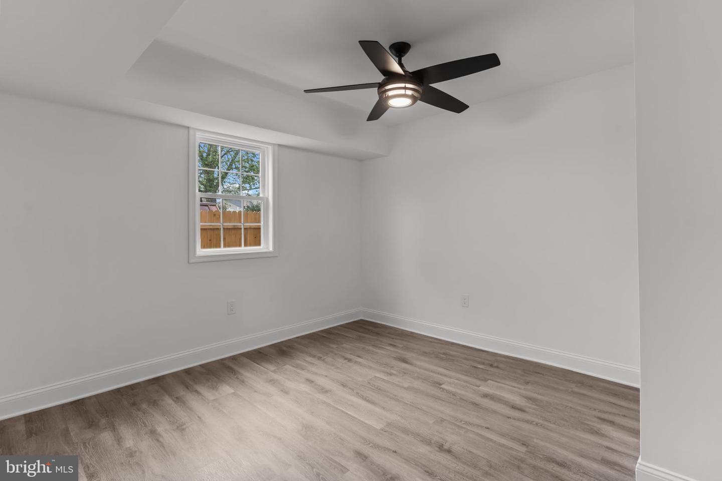 2764 Bellview Drive photo 19