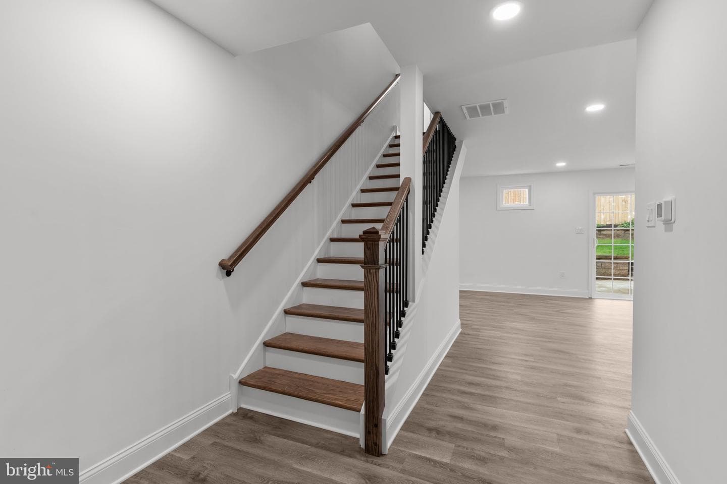 2764 Bellview Drive photo 23