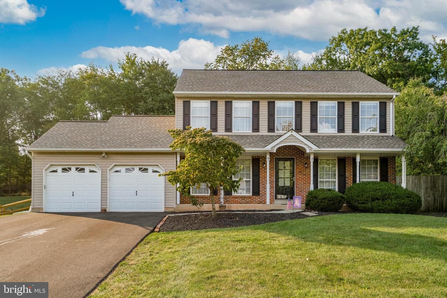 1416 Valley View photo 2