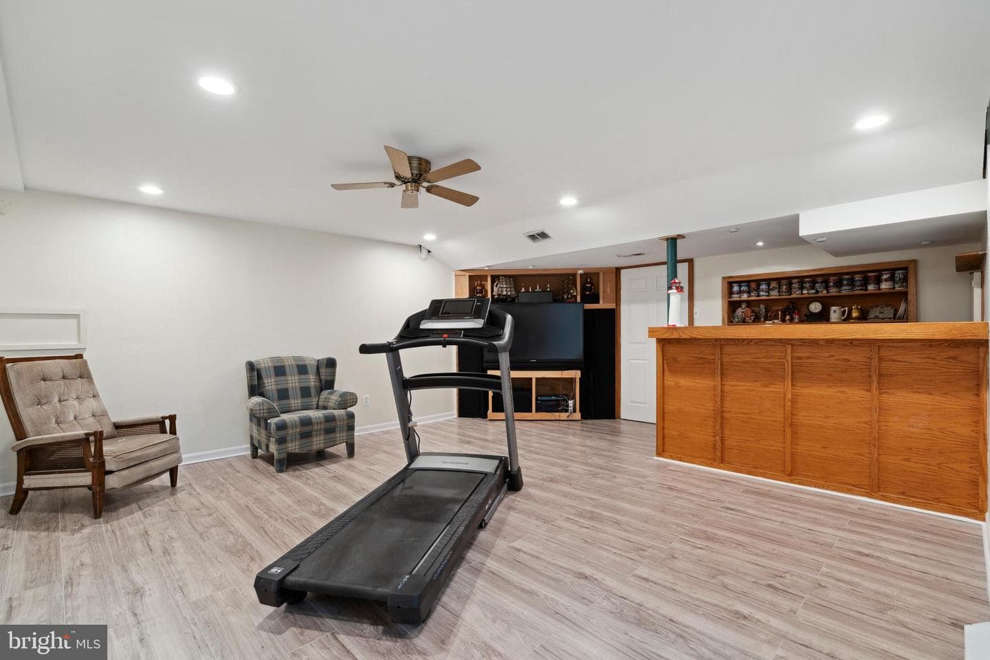 1416 Valley View photo 21