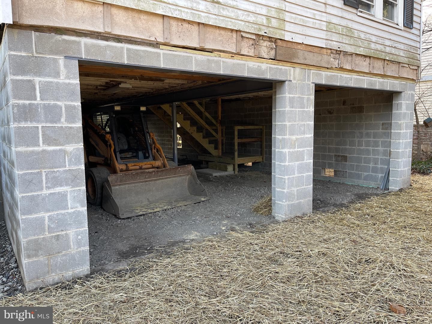 77 Morgan Avenue photo 4