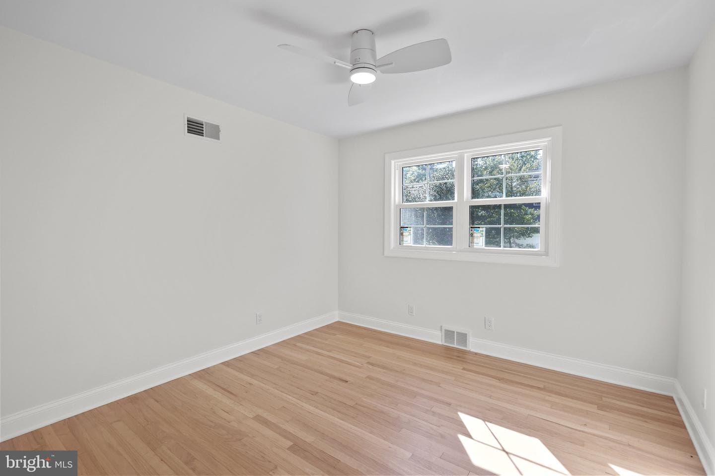 1221 Yardley Road photo 17