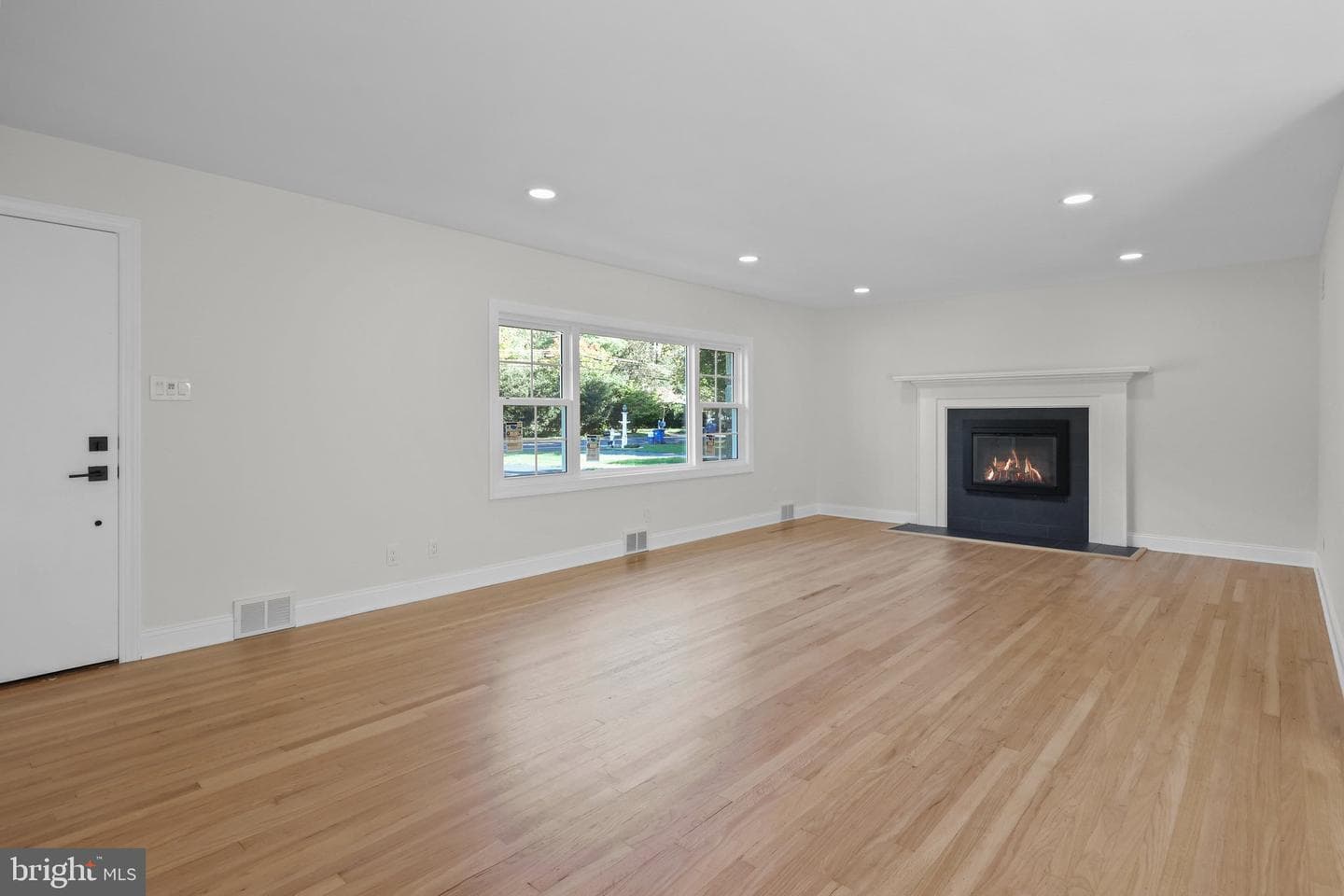 1221 Yardley Road photo 3