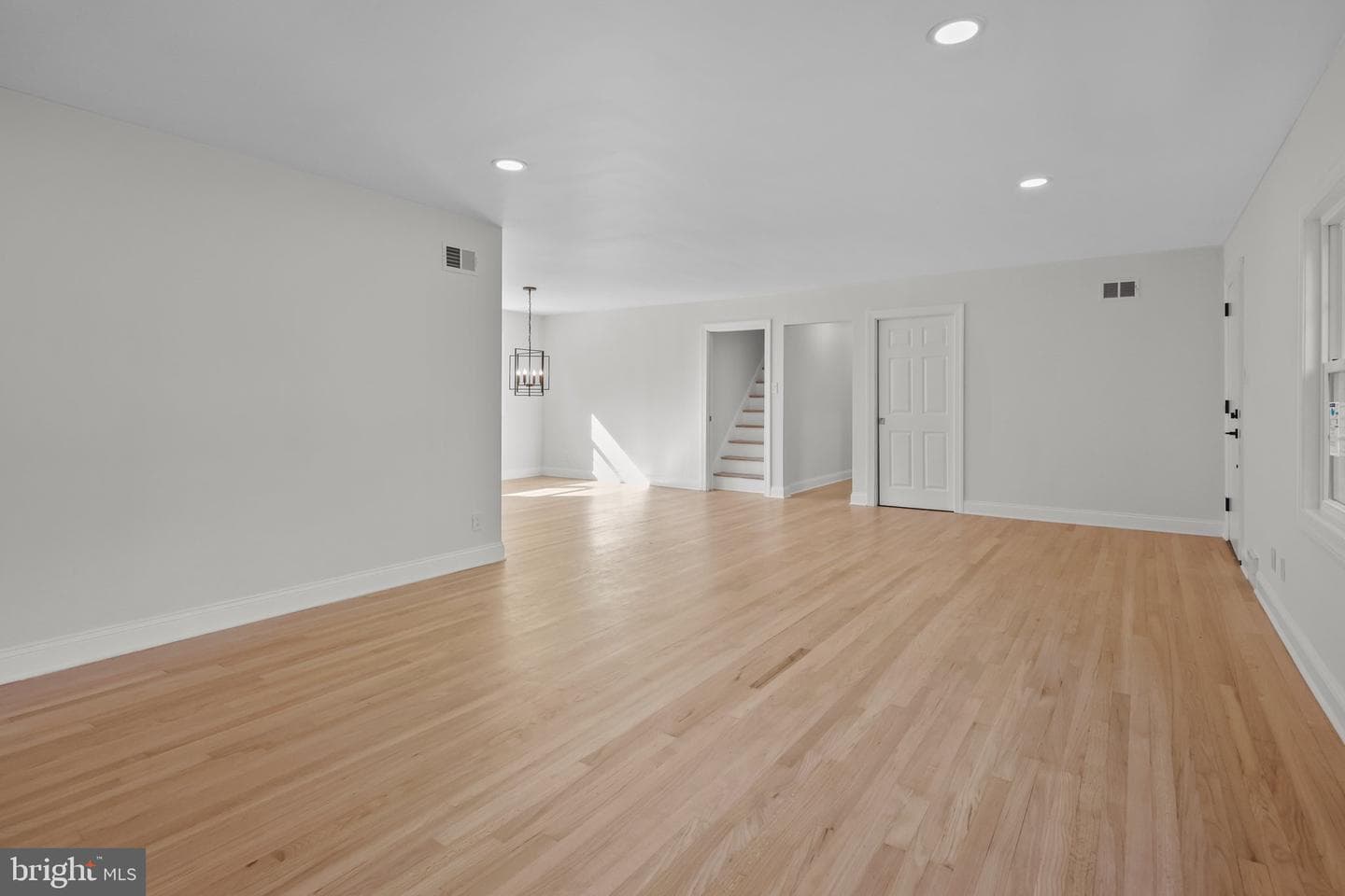 1221 Yardley Road photo 4
