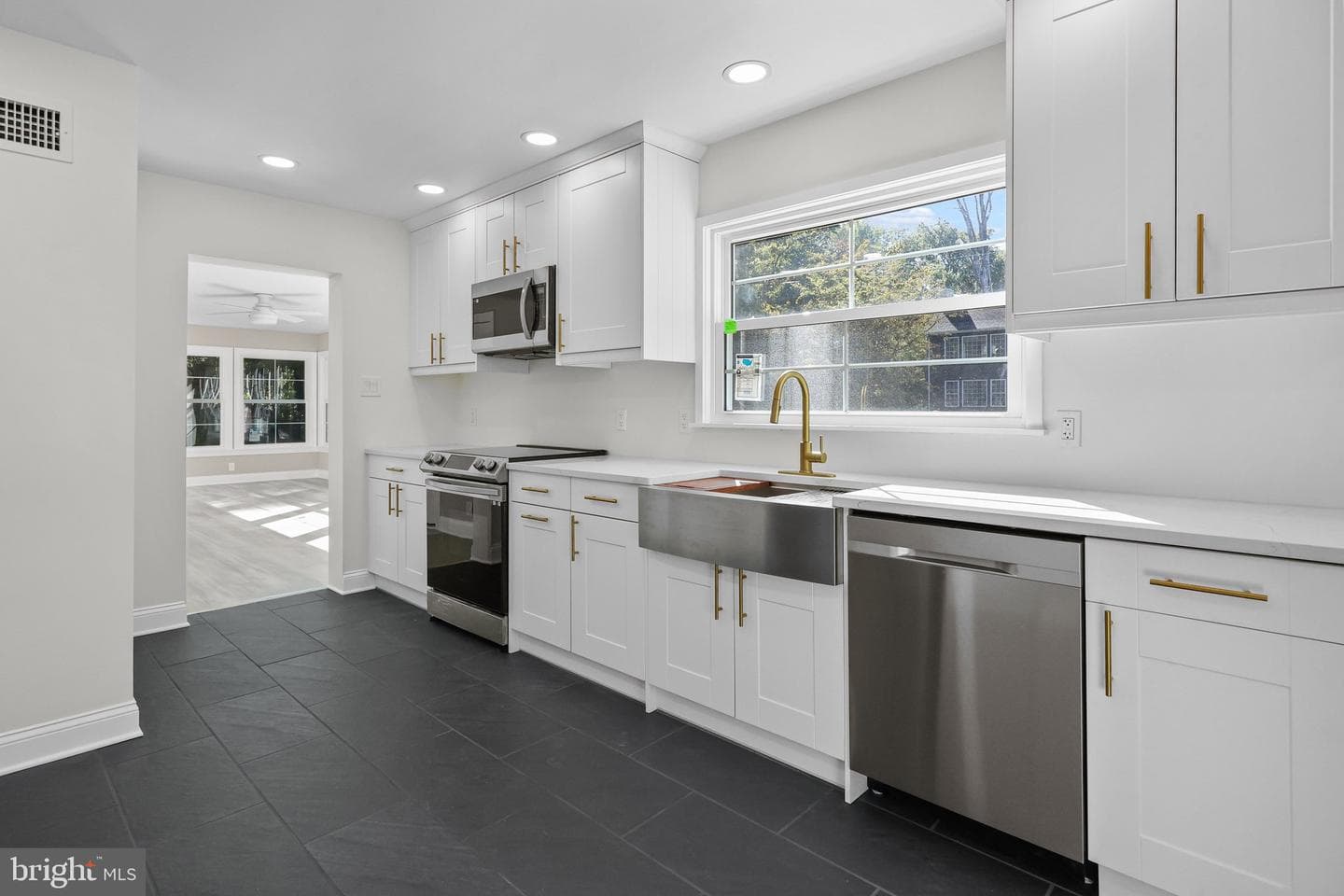 1221 Yardley Road photo 6