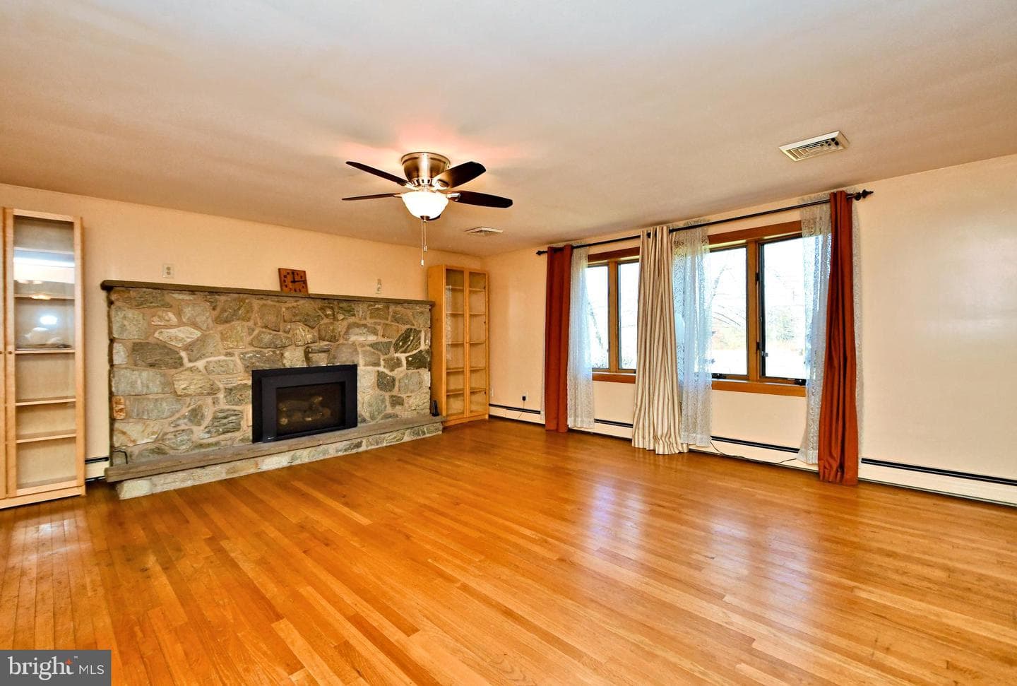1139 Slotter Road photo 8