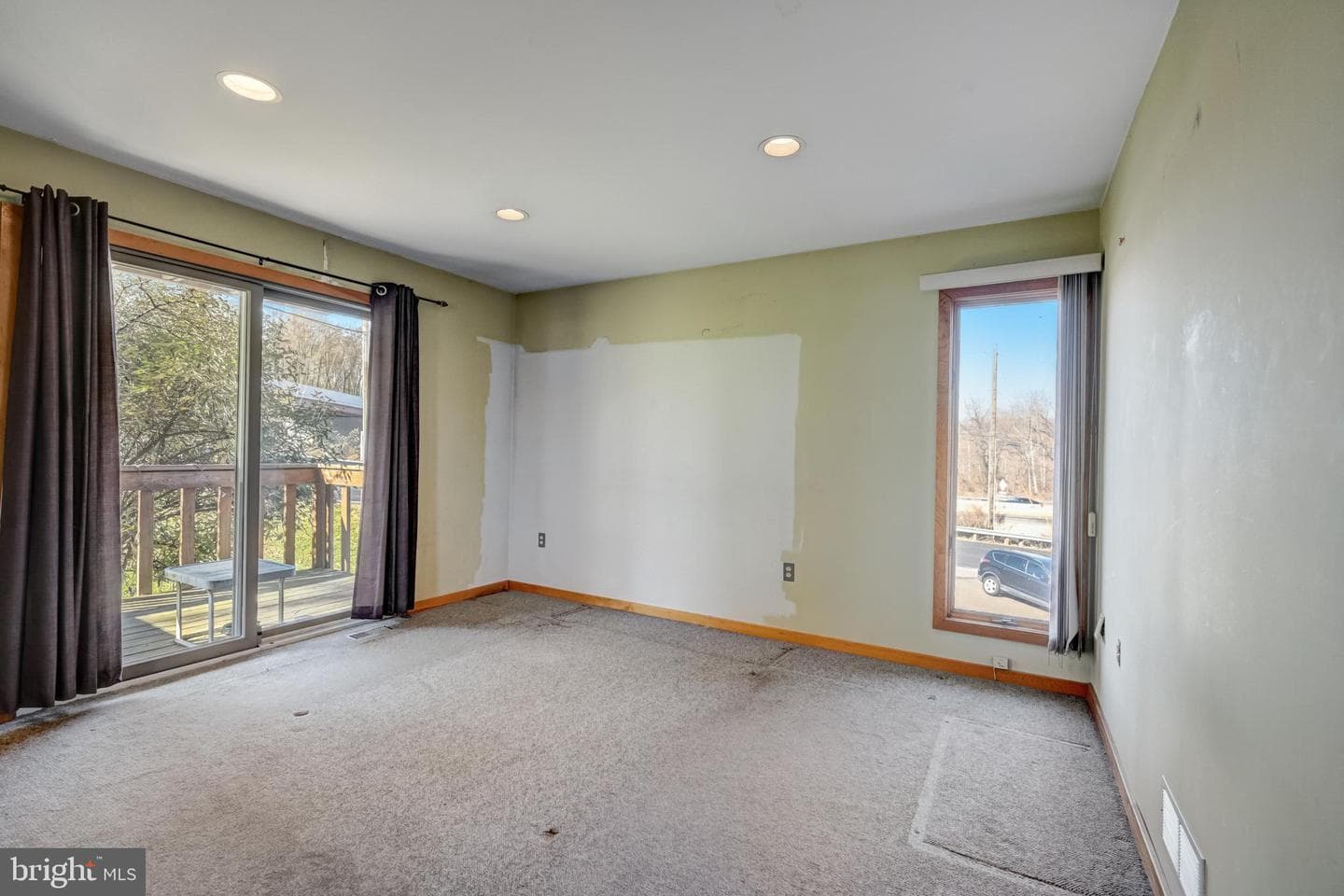 4535 N River Drive photo 19
