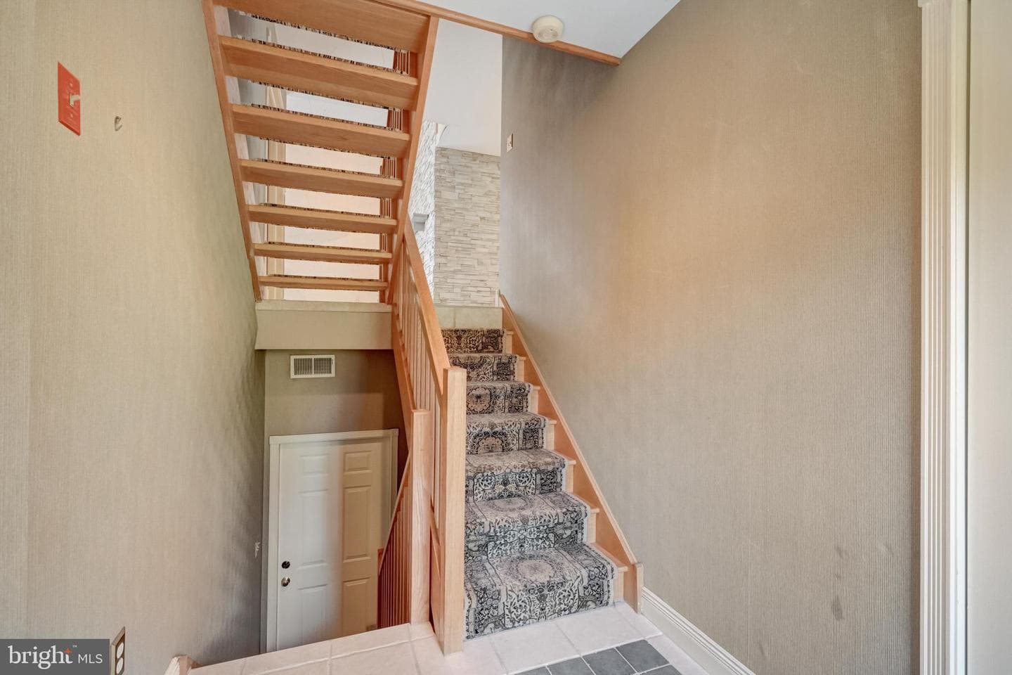 4535 N River Drive photo 4