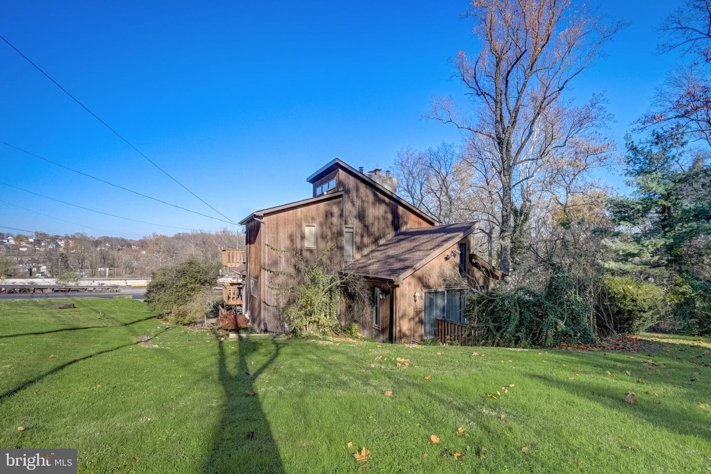 4535 N River Drive photo 56