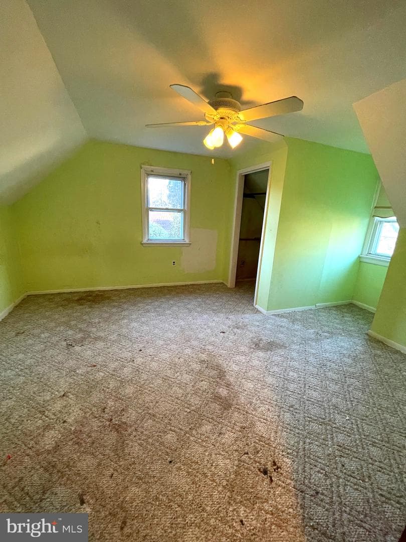 1090 Buttonwood Avenue photo 17
