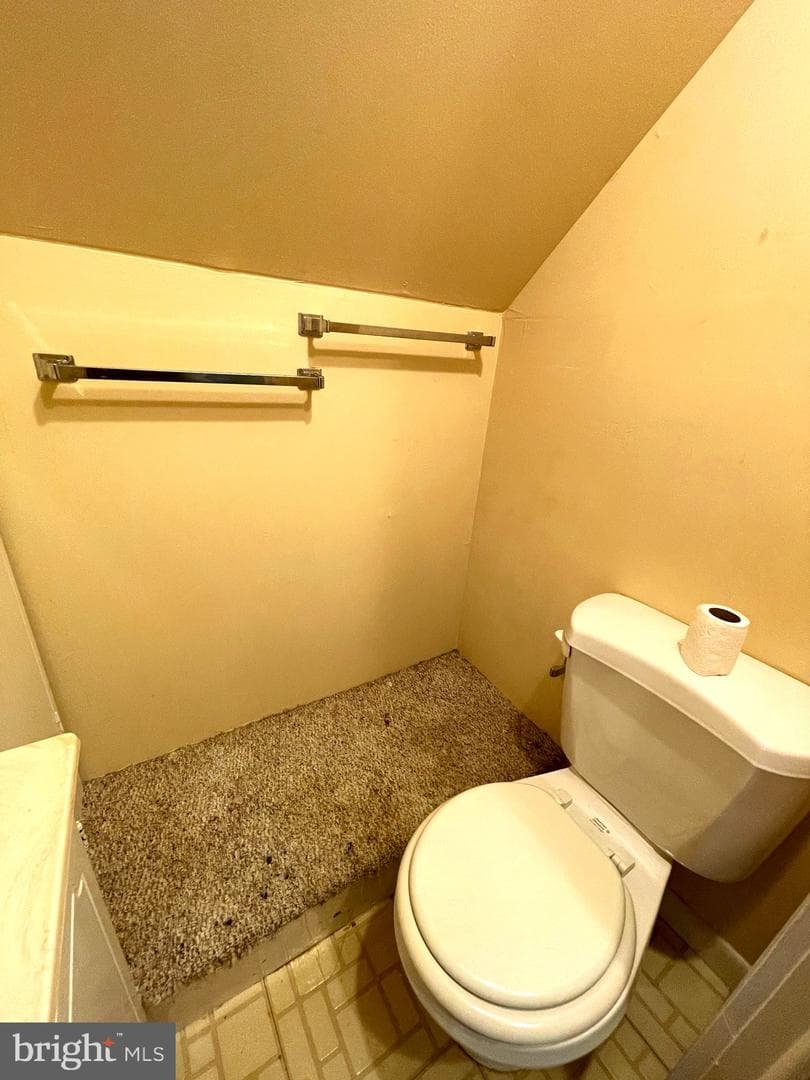 1090 Buttonwood Avenue photo 21