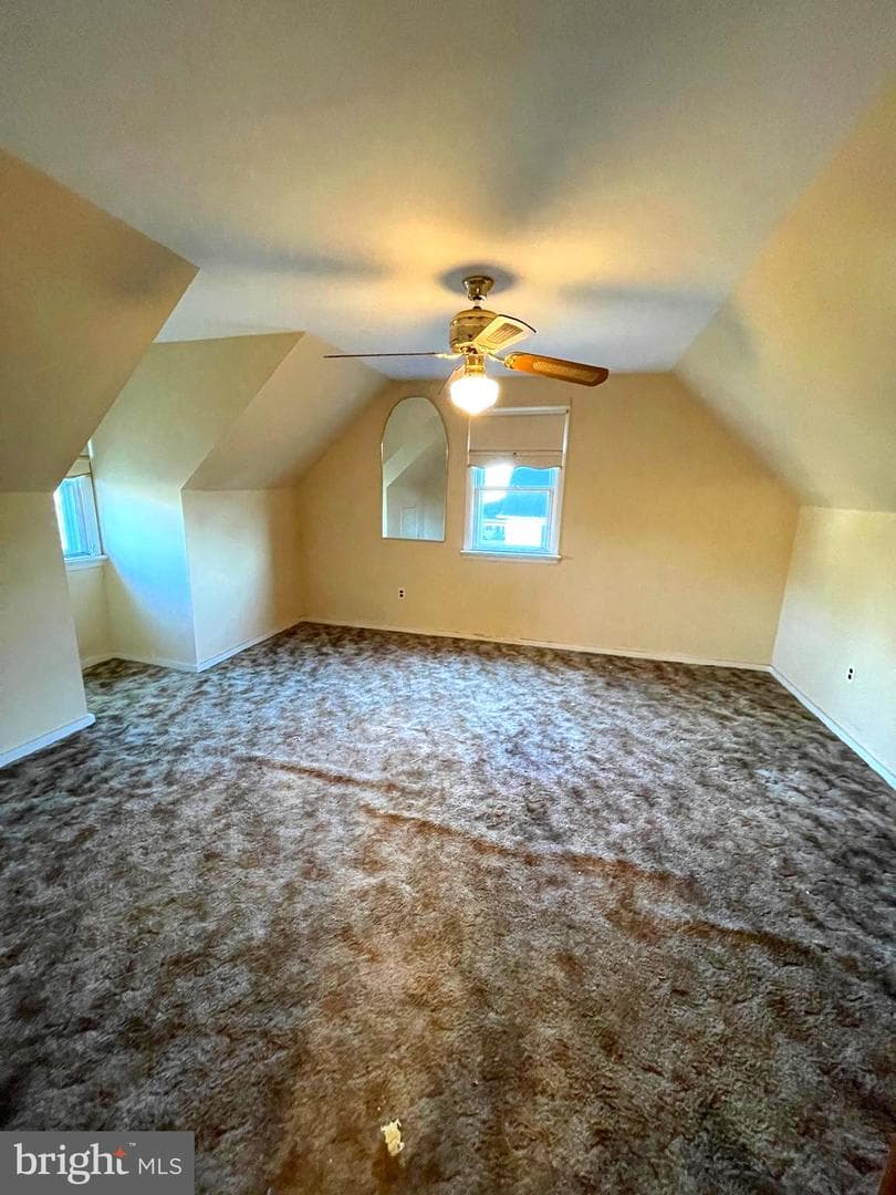 1090 Buttonwood Avenue photo 22