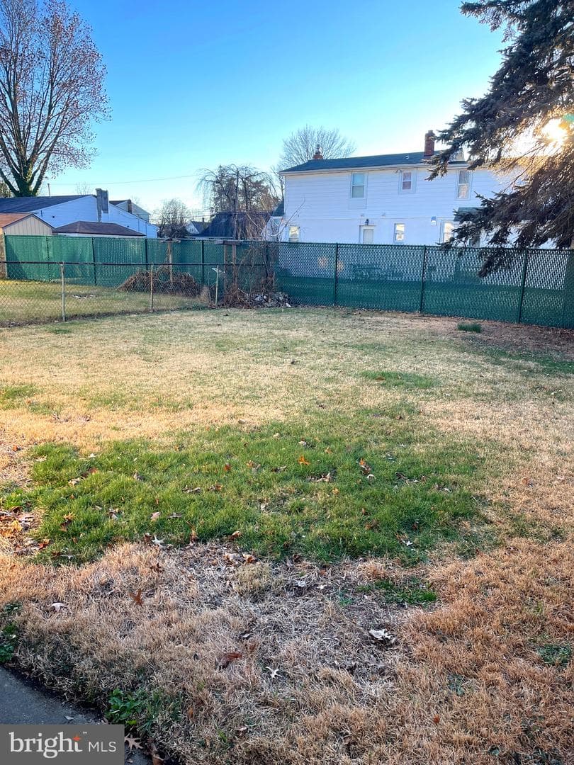 1090 Buttonwood Avenue photo 34