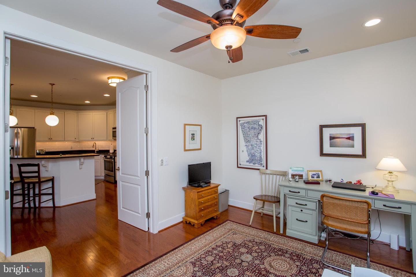5216 Meridian Boulevard photo 32
