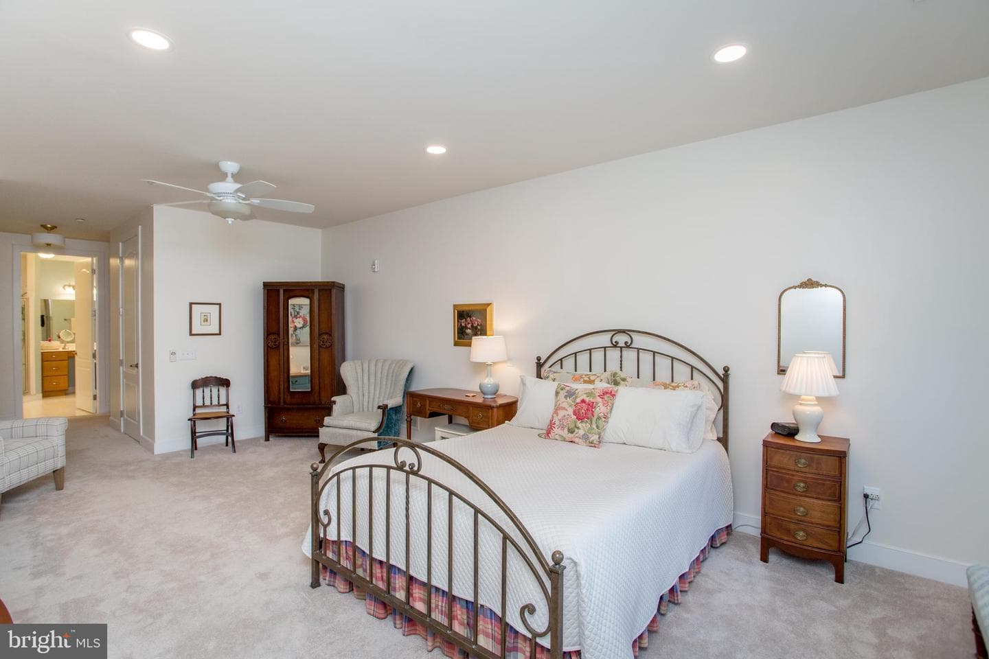 5216 Meridian Boulevard photo 42