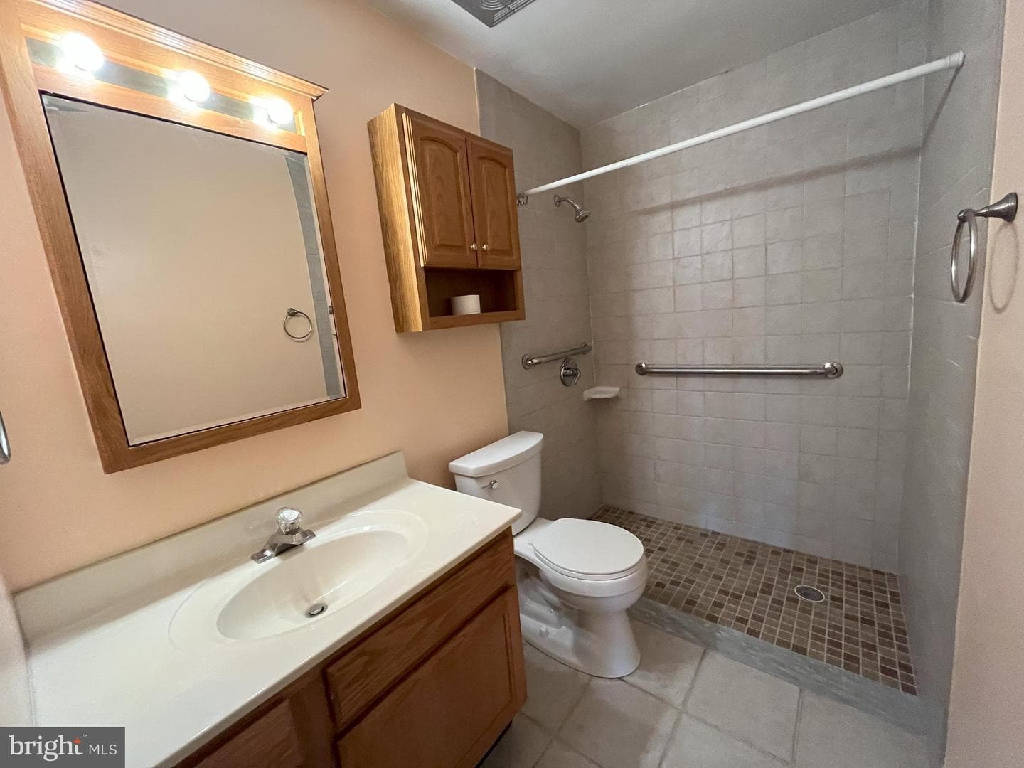 6401 Trenton Court photo 7