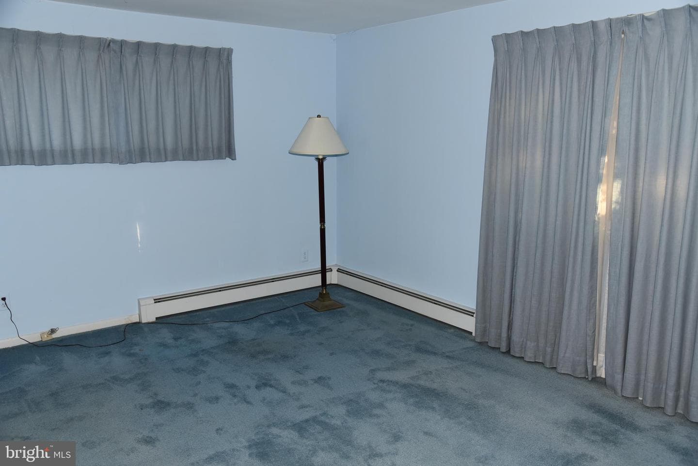 2370 Hillcrest Road photo 11