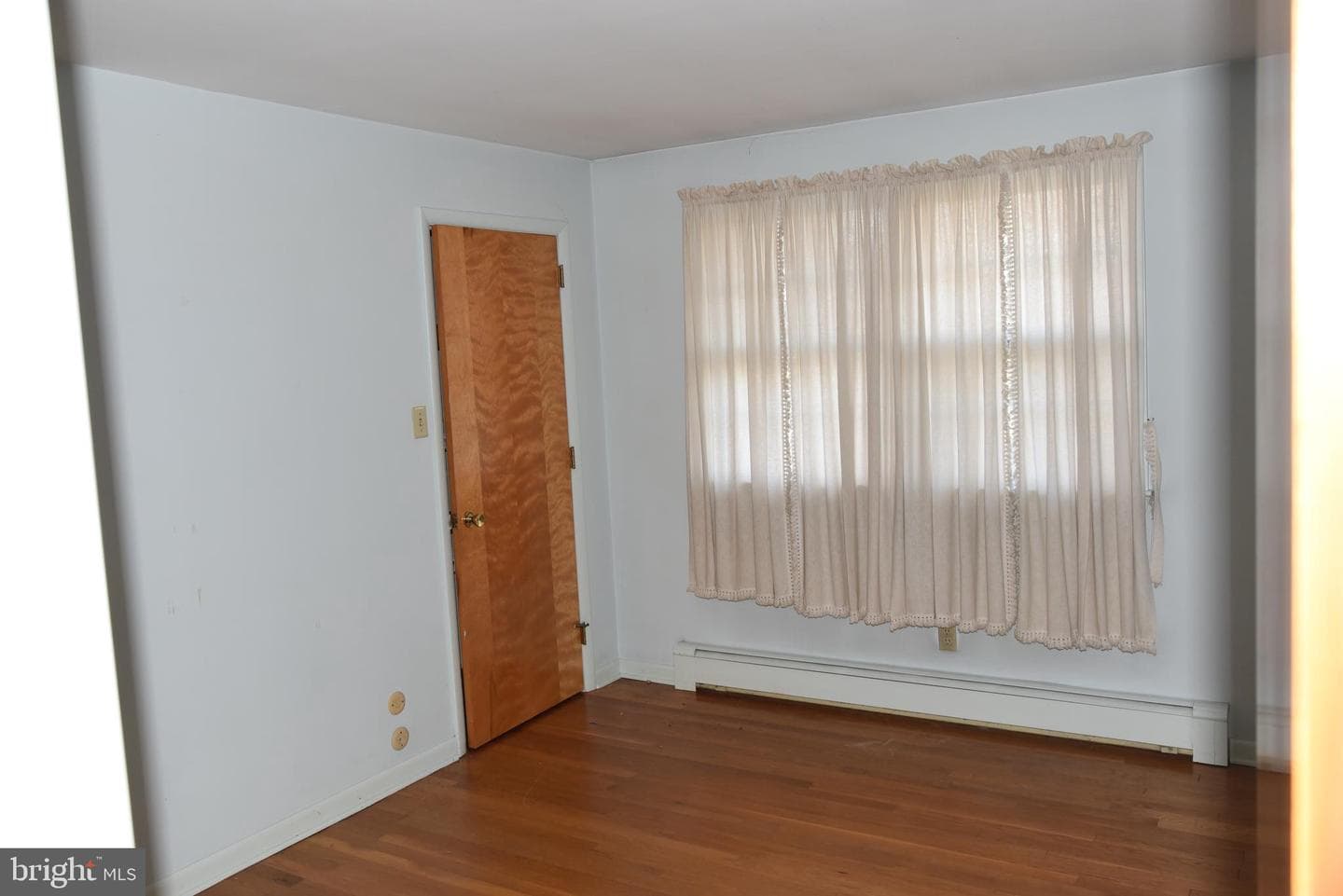 2370 Hillcrest Road photo 15