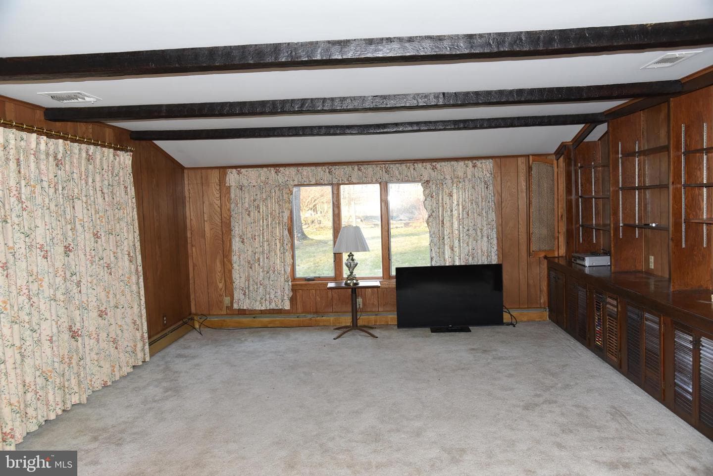 2370 Hillcrest Road photo 19