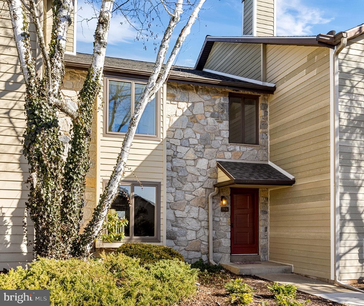 32 Parchment Drive photo 2