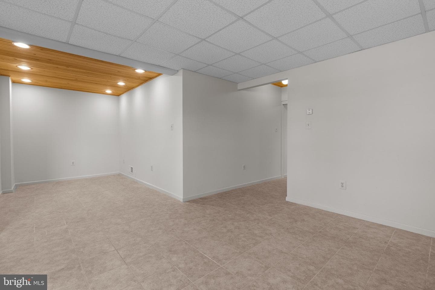 757 Brighton Way photo 35
