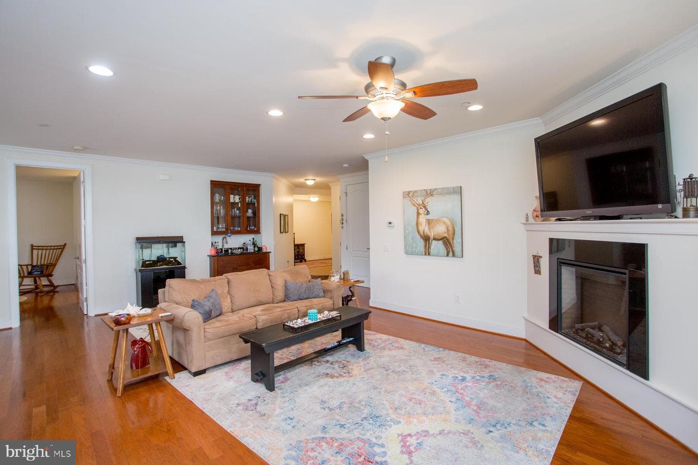 5220 Meridian Boulevard photo 10