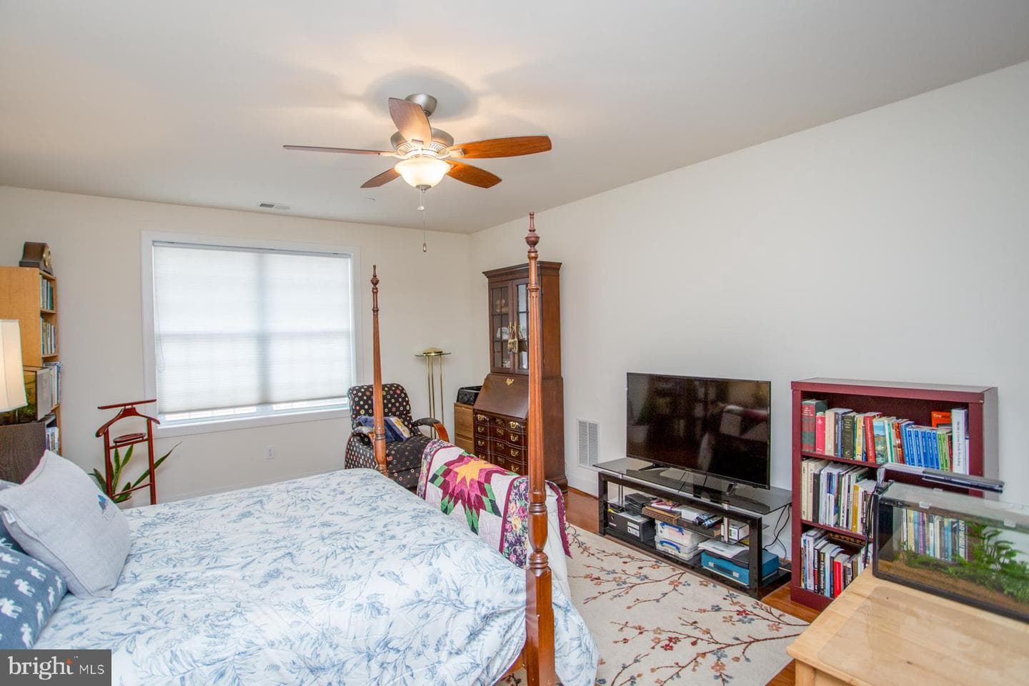 5220 Meridian Boulevard photo 43