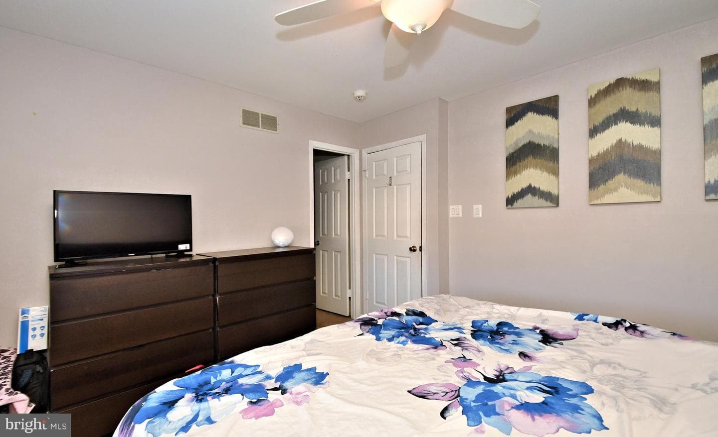 978 Browning Place photo 32