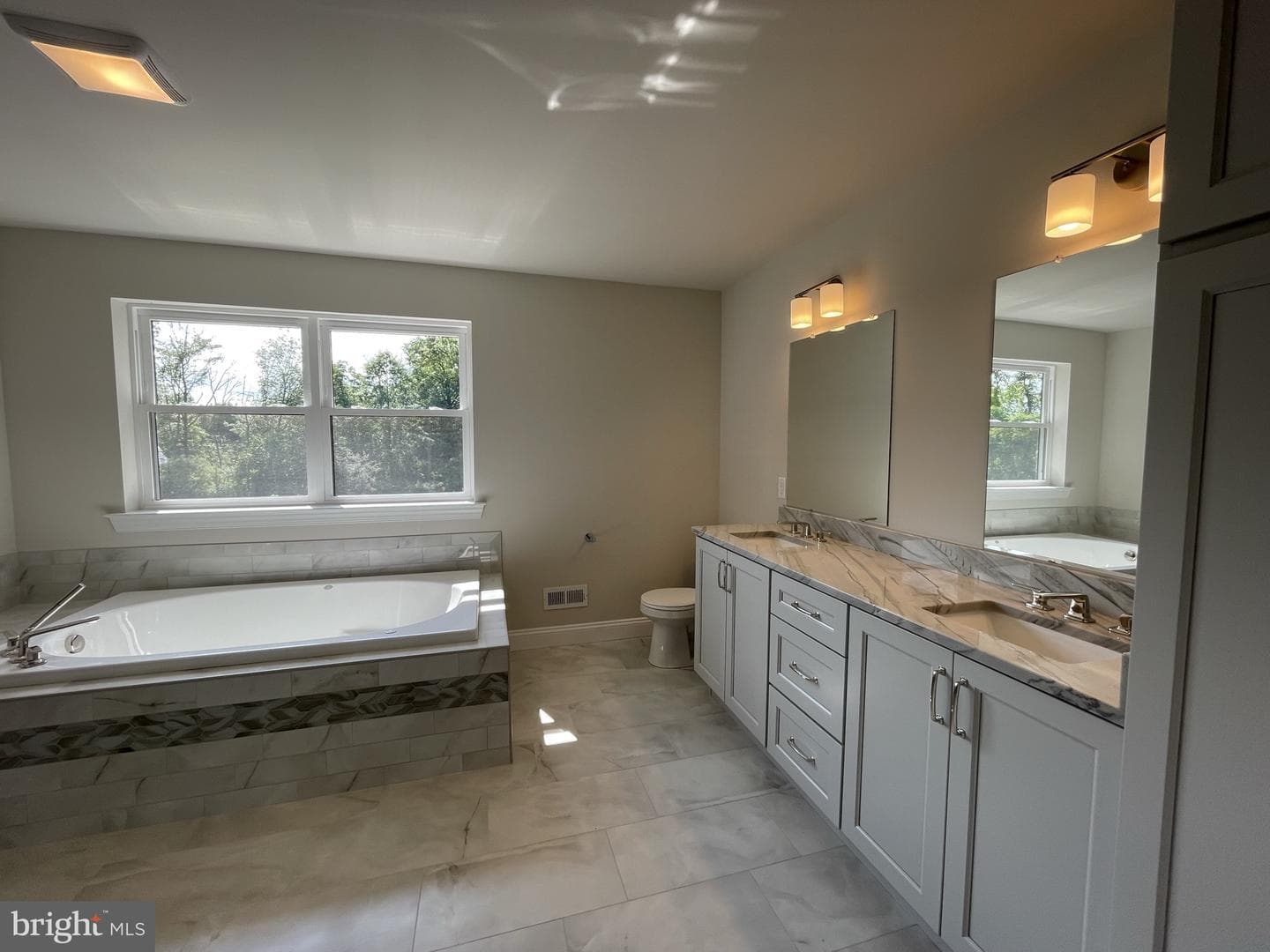 2059 Sunrise Drive #lot 7 photo 2