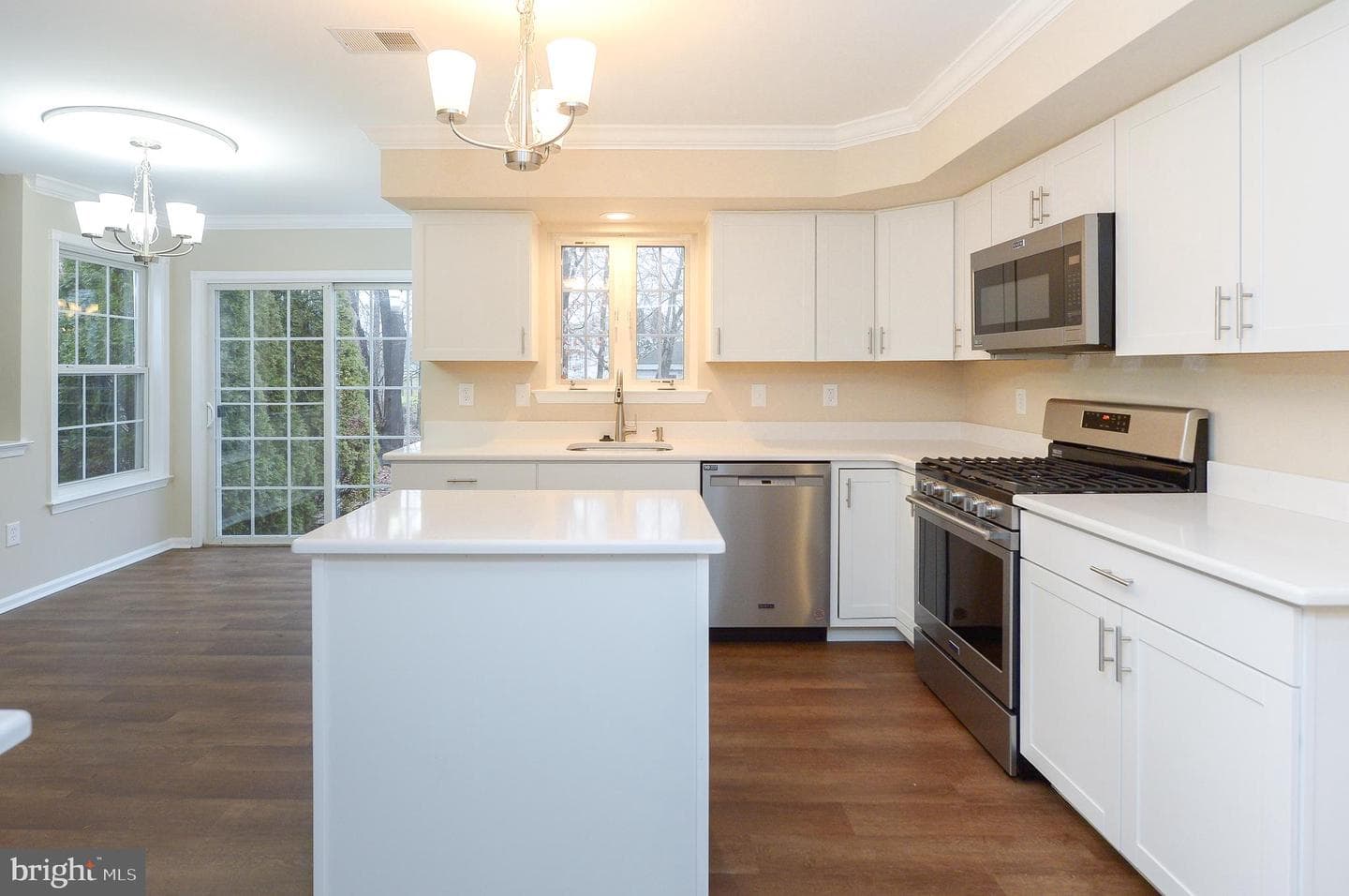 1150 Bridle Path Drive photo 8