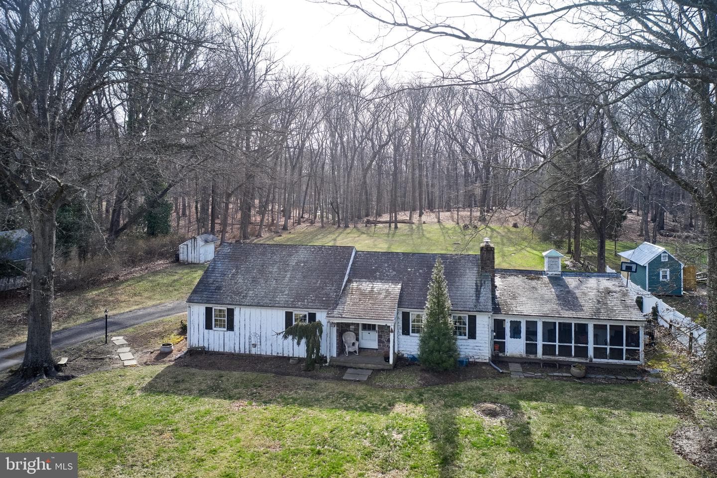 77 Cherry Lane photo 4