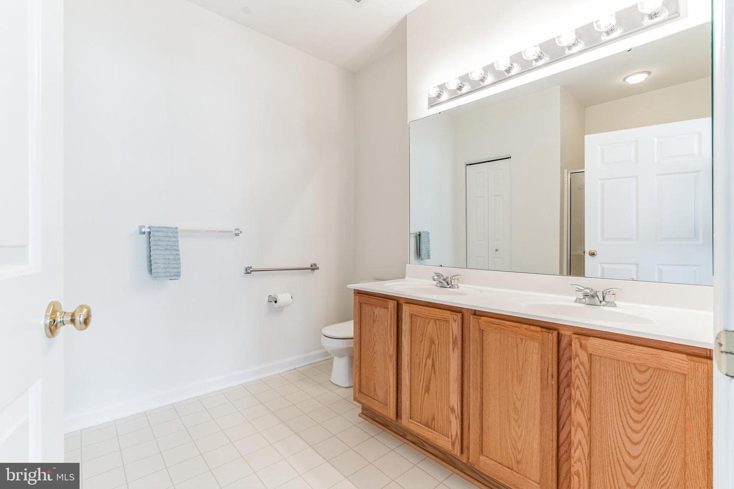200 Claret Court #103 photo 18