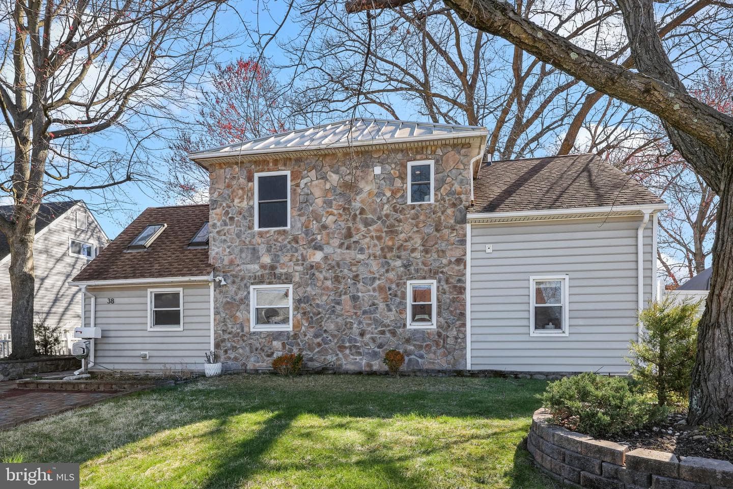 38 Nettletree Lane photo 4