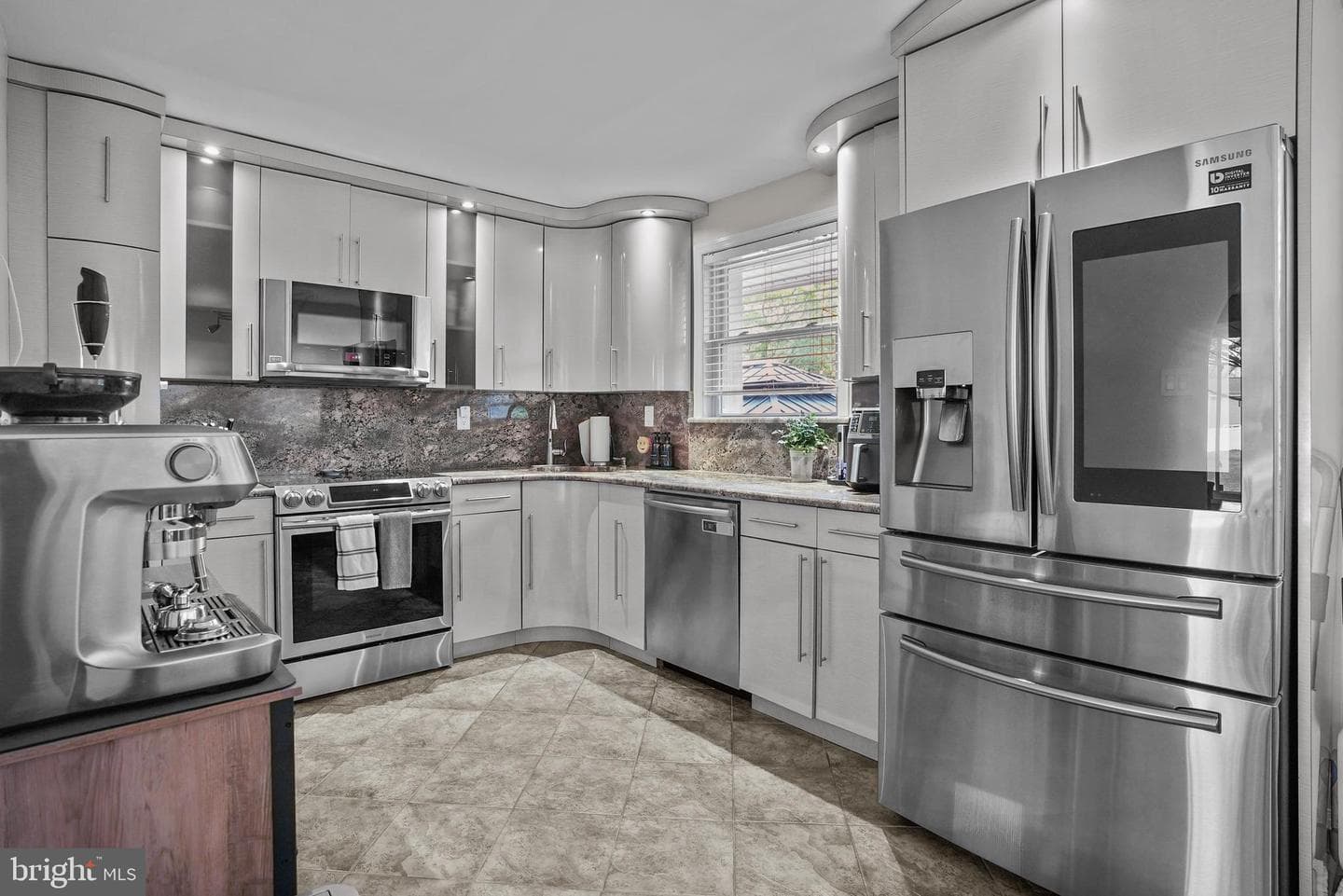 117 Delwhit Drive photo 11