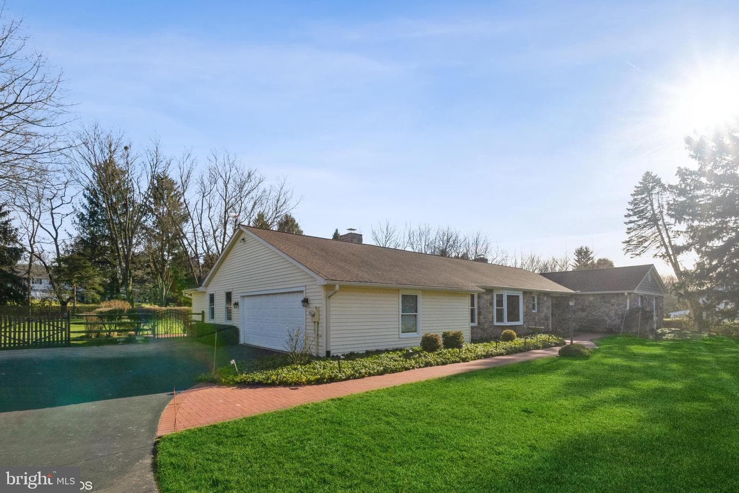 5839 N Deer Run Road photo 3
