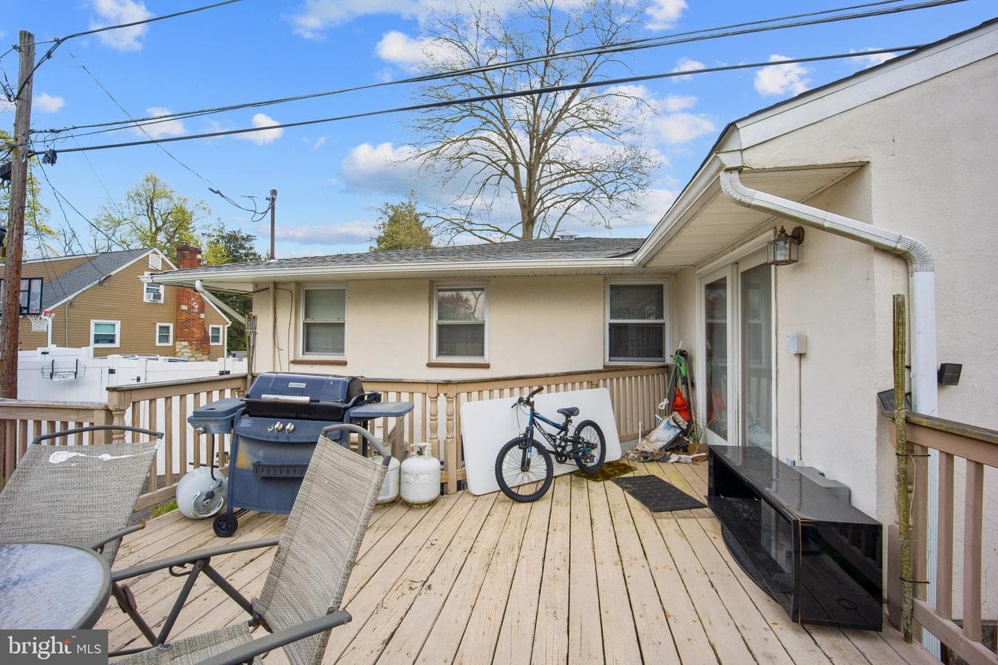 55 Ash Avenue photo 29