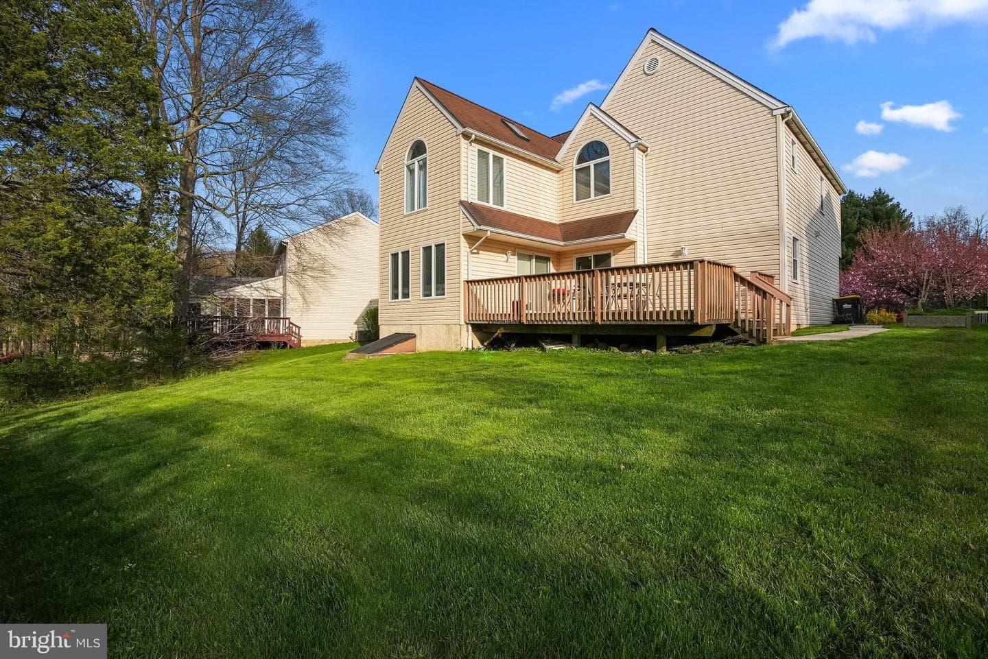 104 Nicholus Court photo 31