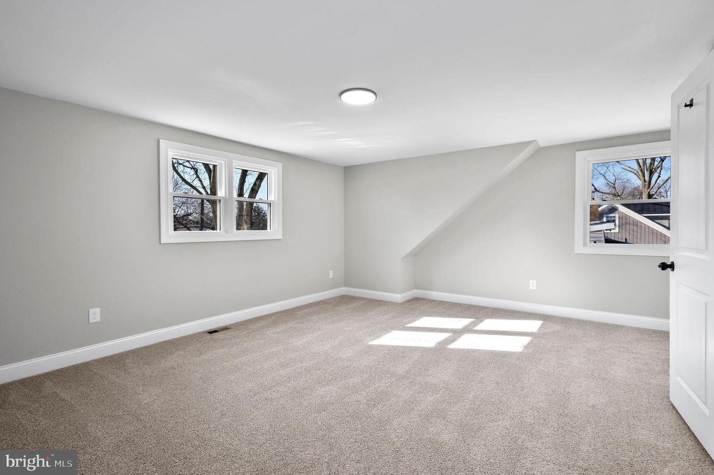327 Prospect Avenue photo 12