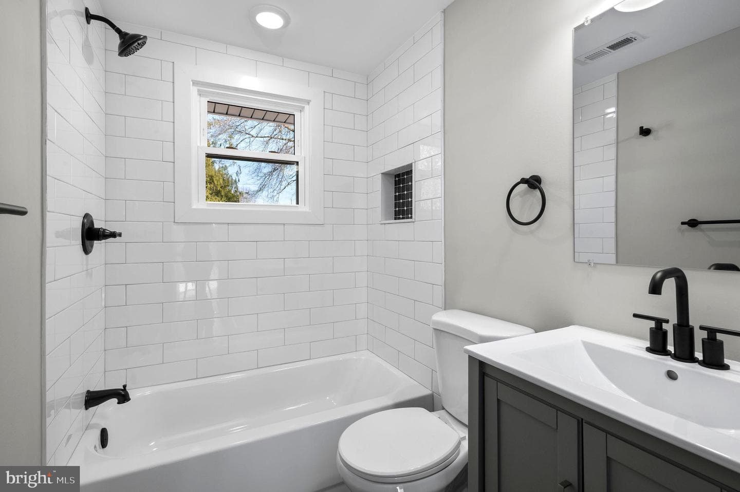 327 Prospect Avenue photo 13