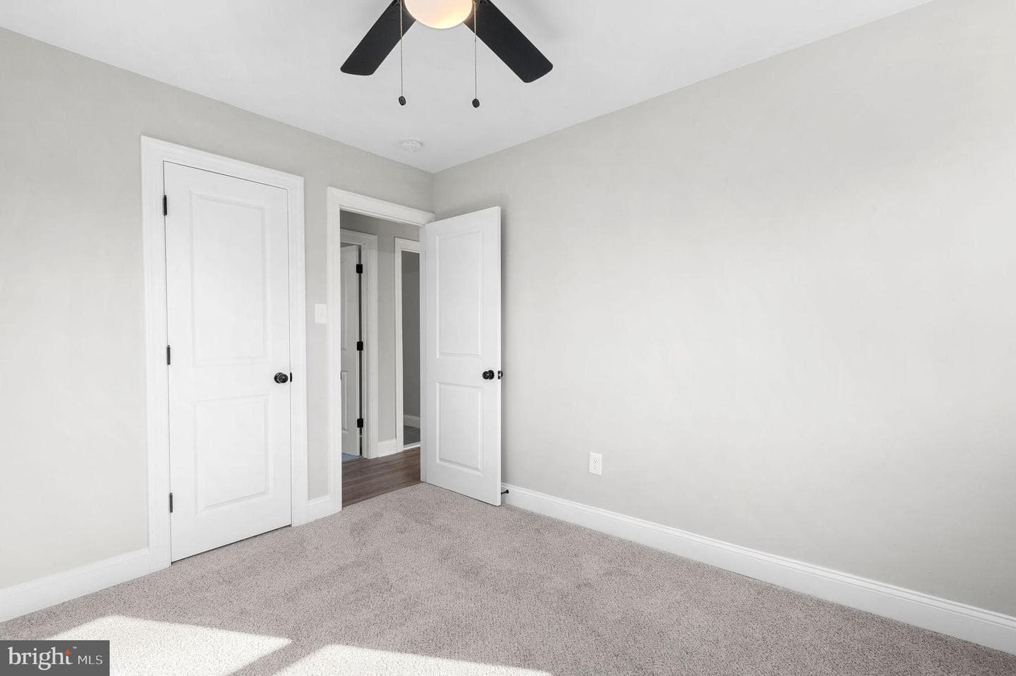327 Prospect Avenue photo 17