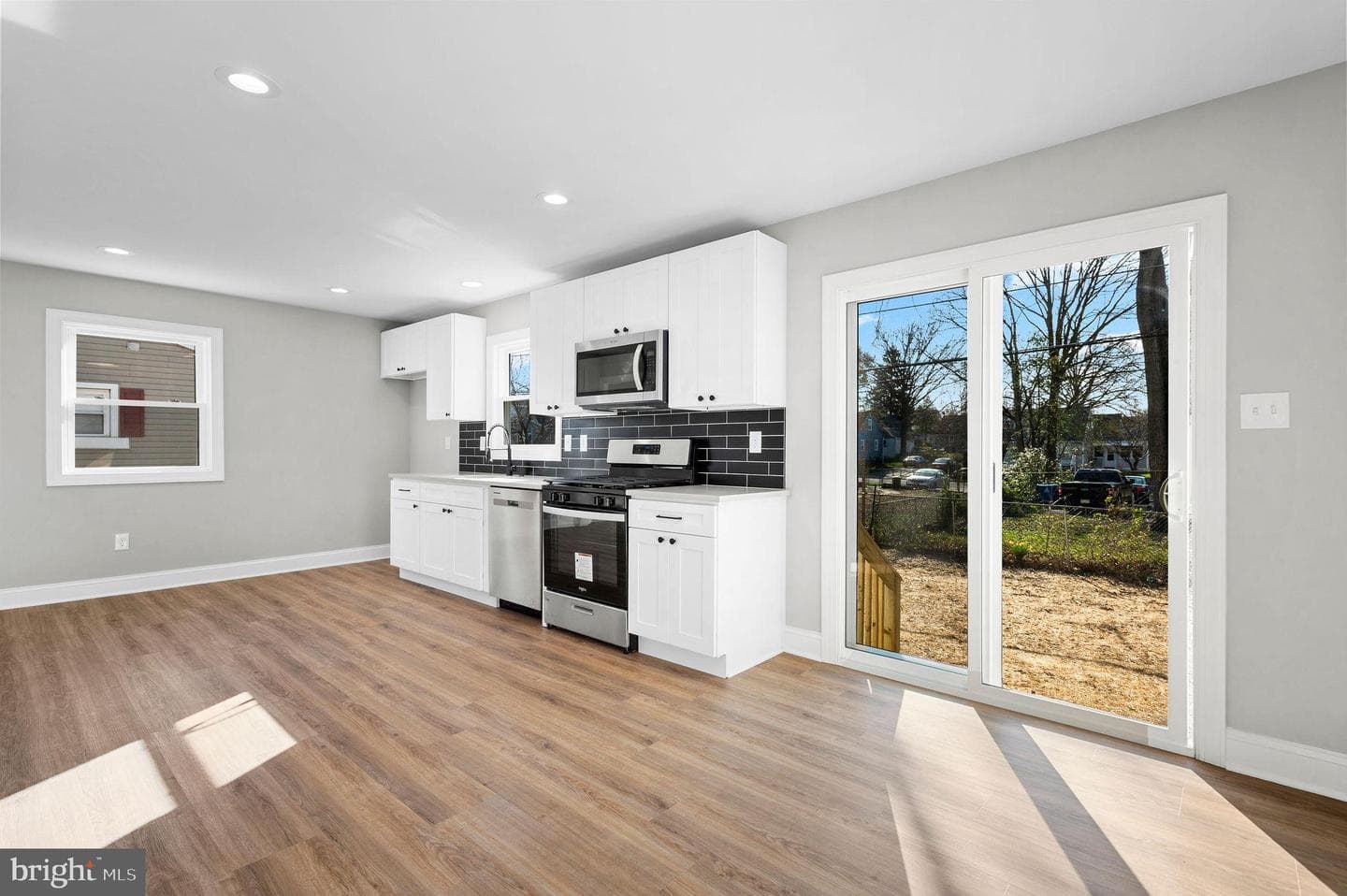 327 Prospect Avenue photo 2