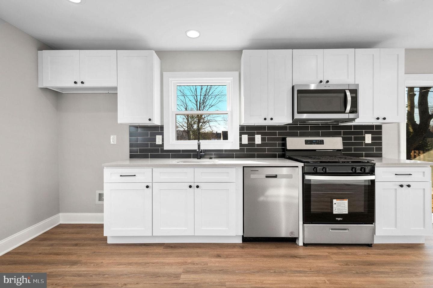 327 Prospect Avenue photo 4