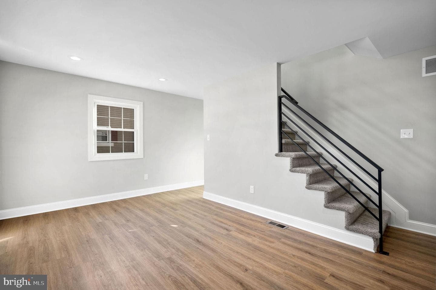327 Prospect Avenue photo 6