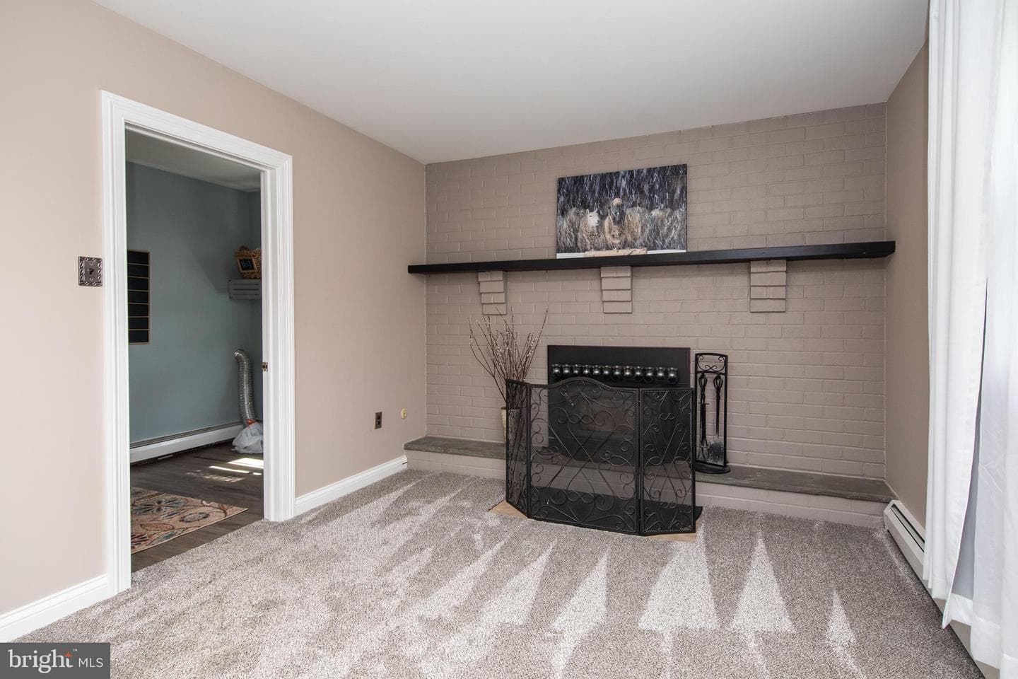 28 W Hillcrest Avenue photo 13