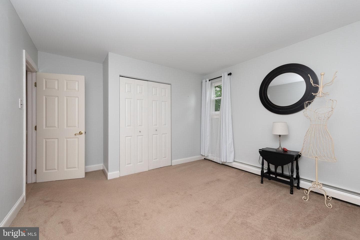 28 W Hillcrest Avenue photo 29